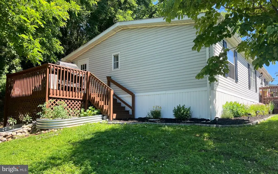 54 Cherokee Dr, Windsor, PA 17366 - #3