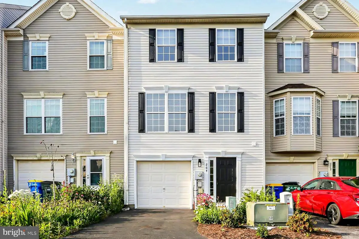 264 Country Ridge Dr, Red Lion, PA 17356 - #1