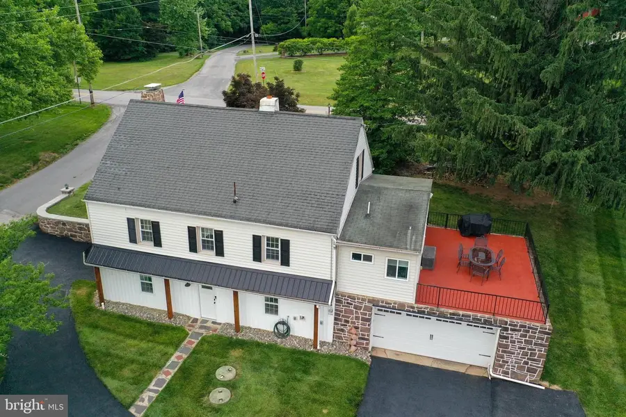 5390 Nursery Rd, Dover, PA 17315 - #2