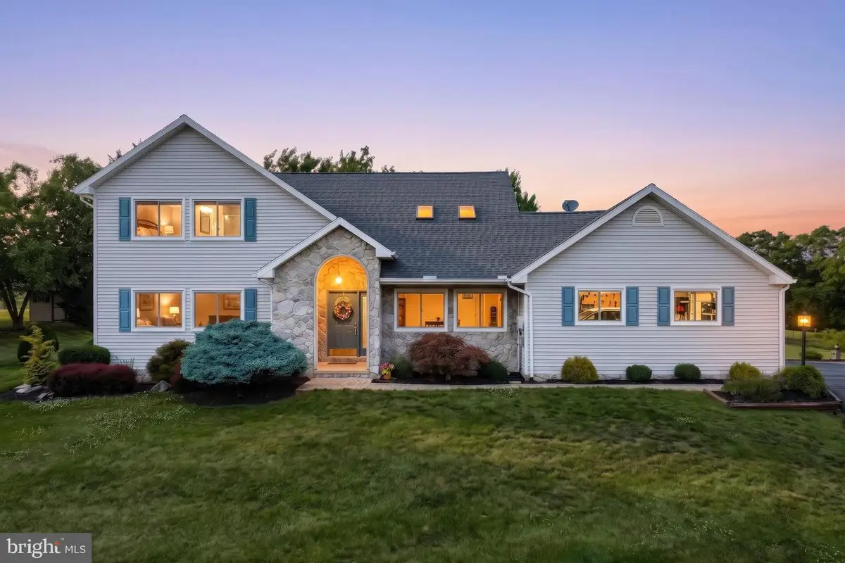 2380 Barrister Dr, York, PA 17404 - #1