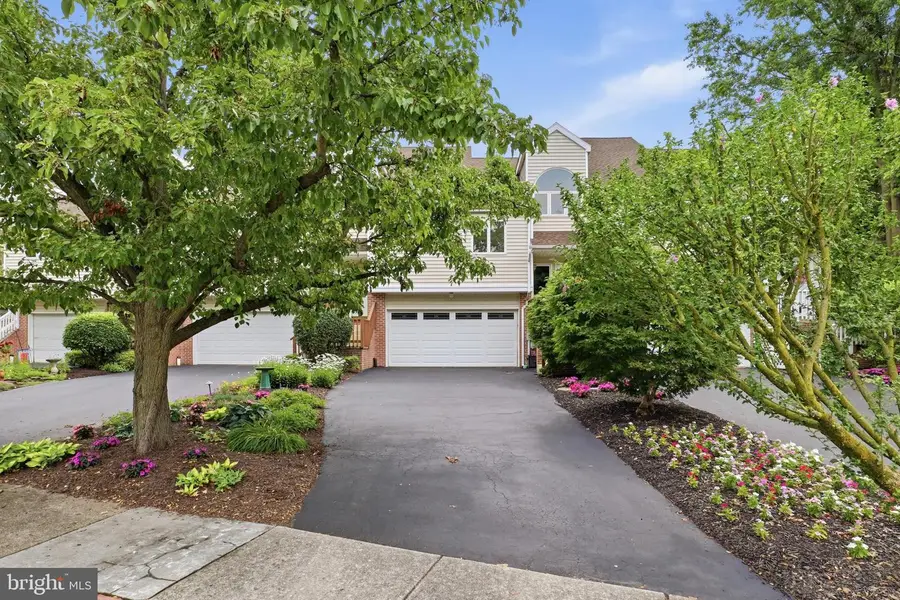 186 Greenleaf Rd, York, PA 17406 - #2
