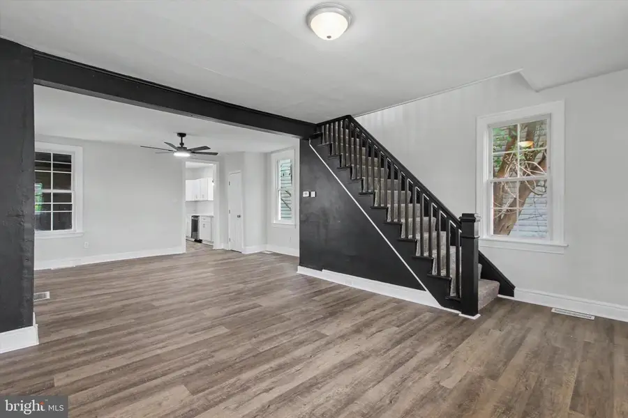 222 Cottage Hill Rd, York, PA 17401 - #3