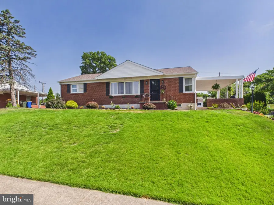 1811 Hayward Rd, York, PA 17408 - #3