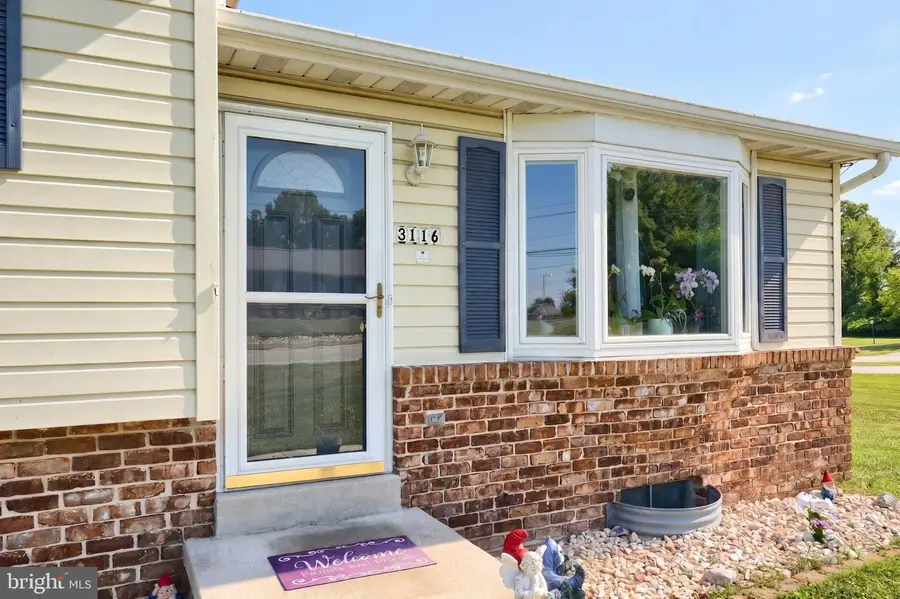 3116 Grandview Rd, Hanover, PA 17331 - #3