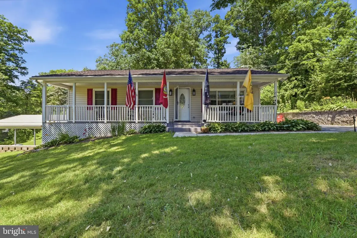 300 Oakbrook Dr, Felton, PA 17322 - #1