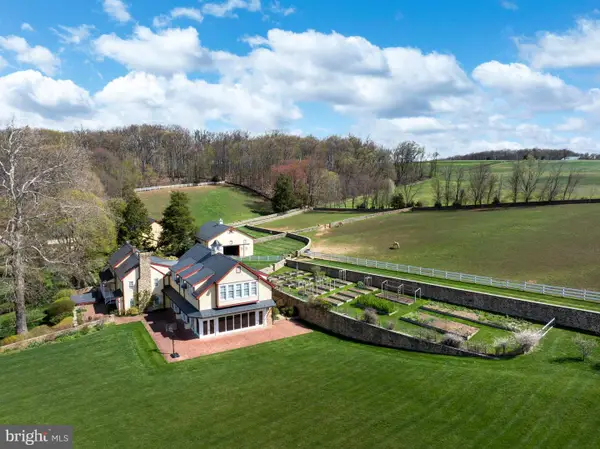 9981 & 10215 Douglas Rd, RED LION, PA 17356