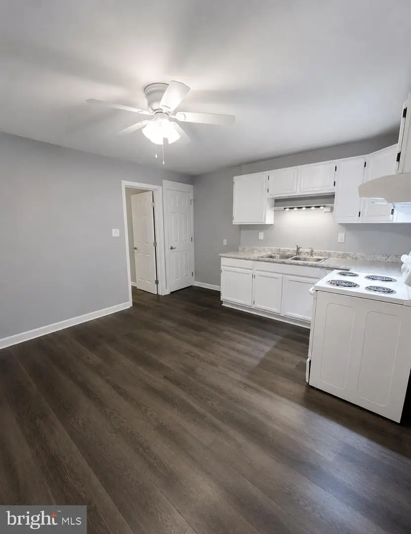 1576 W King St, York, PA 17404 - #3