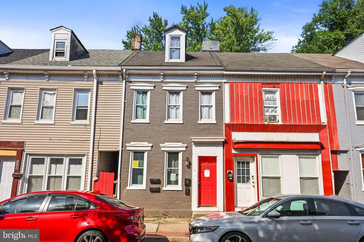 518 S Queen St, York, PA 17403 - #1