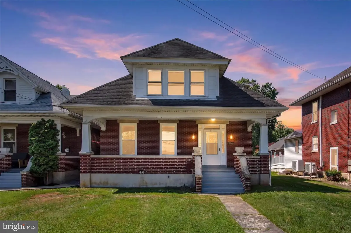 127 W Harrisburg St, Dillsburg, PA 17019 - #1