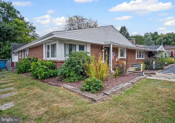 205 Oak Knoll Rd, NEW CUMBERLAND, PA 17070