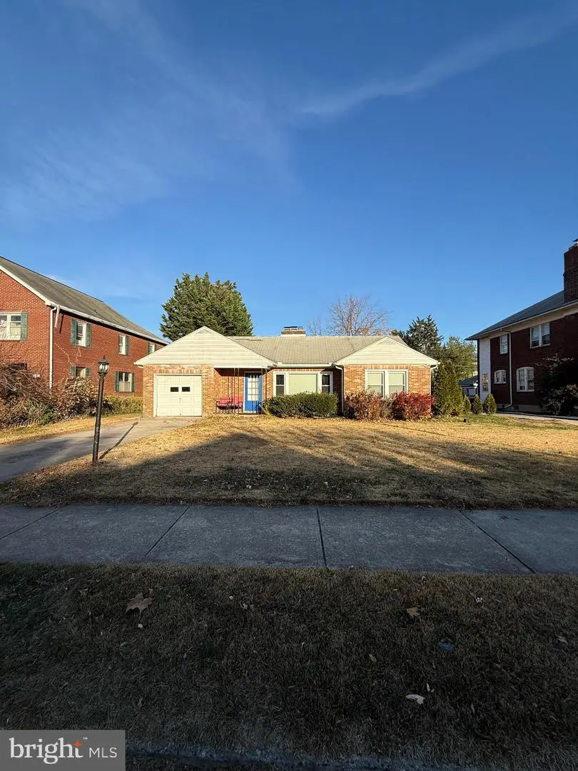 685 Colonial Ave, York, PA 17403 - #2