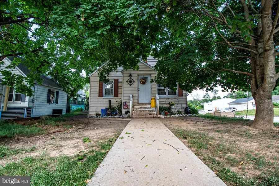 816 Mcallister St, Hanover, PA 17331 - #2
