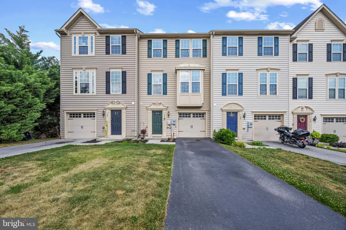 26 S Center St, Hanover, PA 17331 - #1