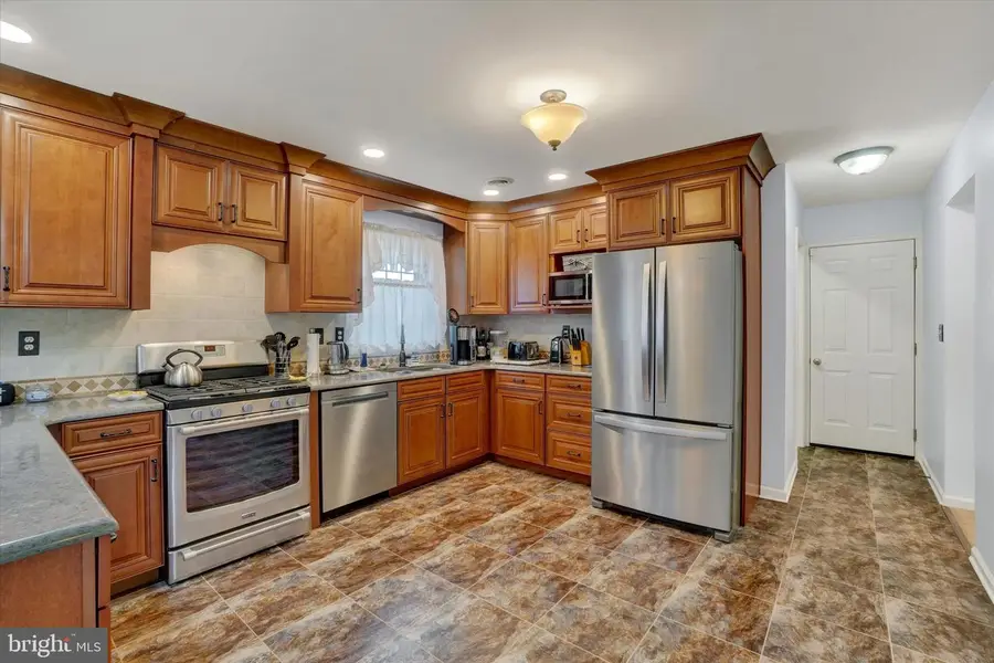 3 Country Manor Ln, New Freedom, PA 17349 - #3