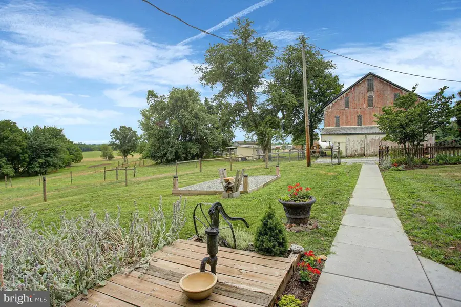 1981 Ridge Rd, Wellsville, PA 17365 - #3