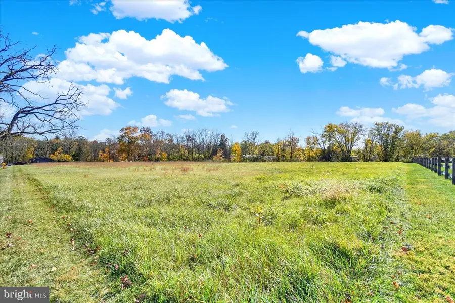 1900-e-f-g Greenbriar Rd, York, PA 17404 - #2