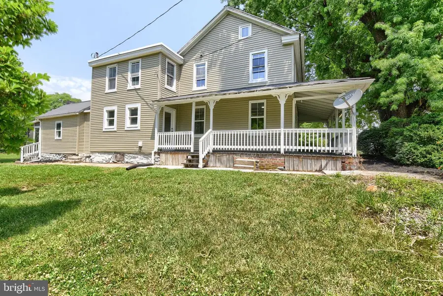 21 N York Rd, Dillsburg, PA 17019 - #2