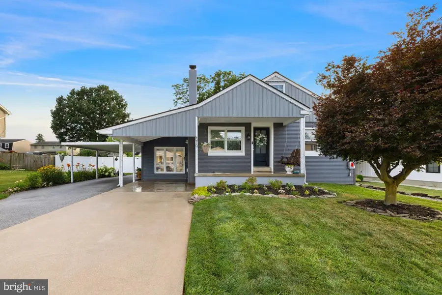 519 Meade Ave, Hanover, PA 17331 - #3