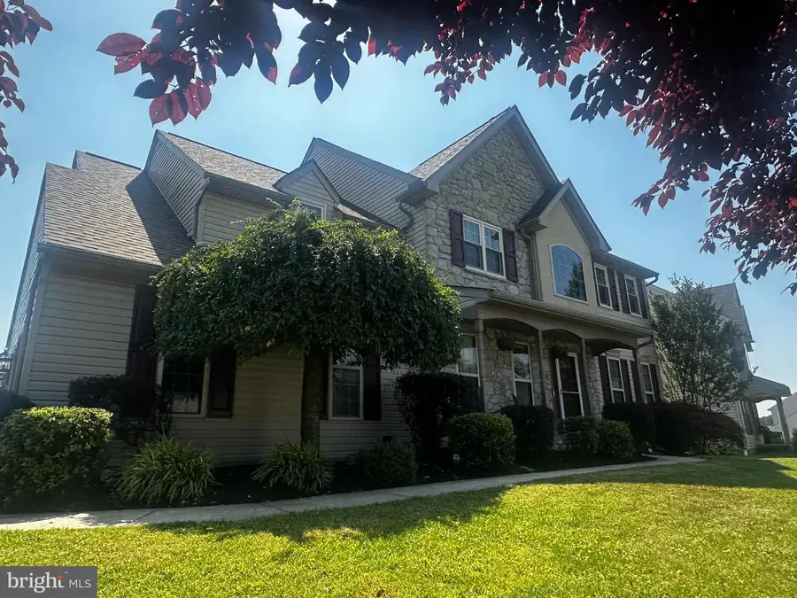 18 Ferndale Rd, Seven Valleys, PA 17360 - #2