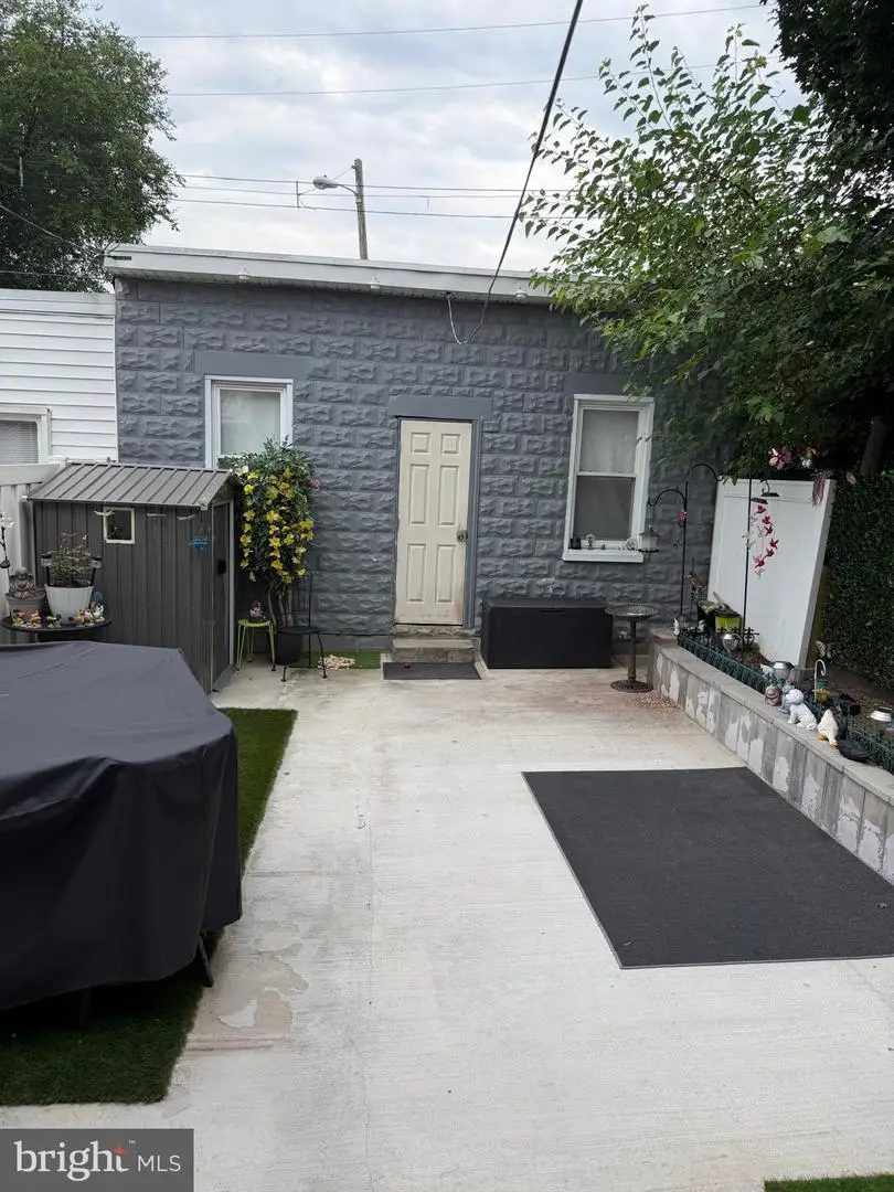 310 E College Ave, York, PA 17403 - #3