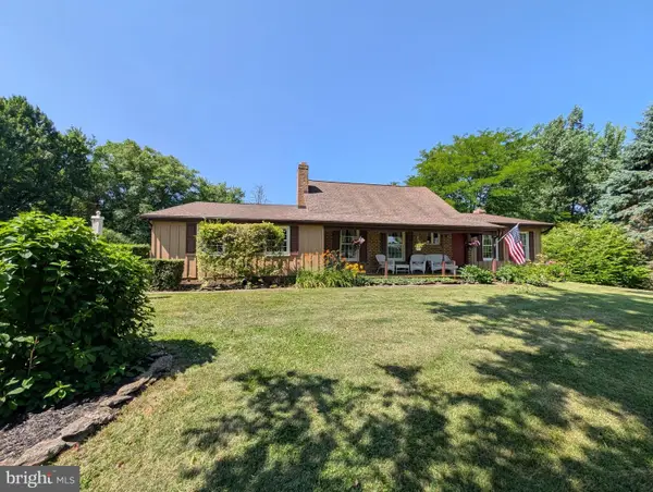 6163 Steltz Rd, GLEN ROCK, PA 17327