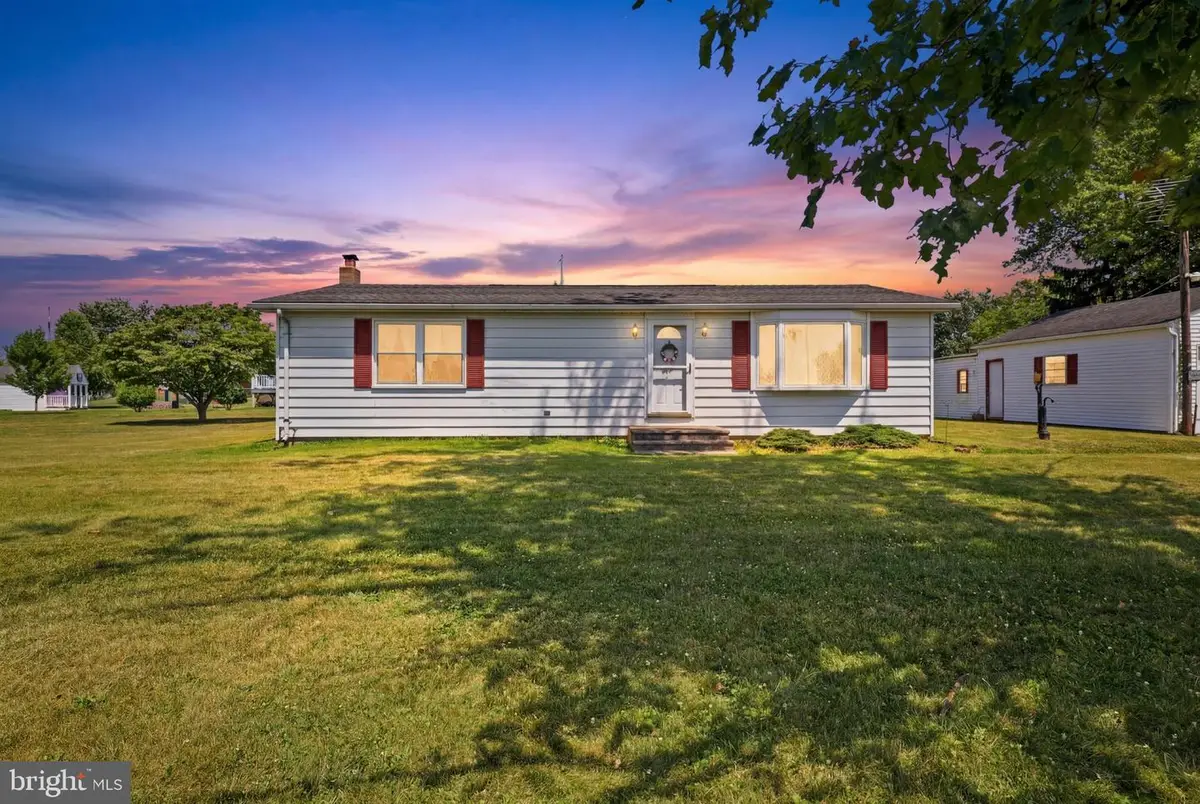 5413 Waltersdorff Rd, Spring Grove, PA 17362 - #1