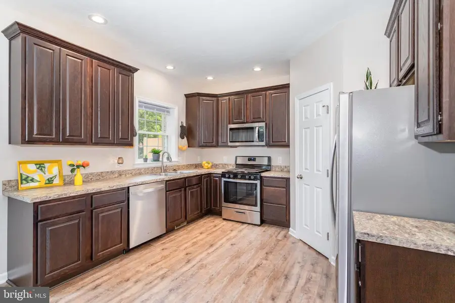 426 Pumping Station Rd, Hanover, PA 17331 - #3