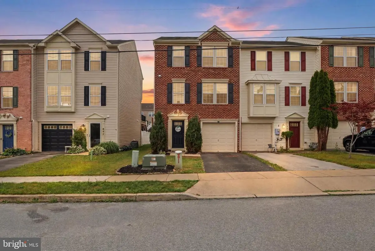 844 Blossom Dr, Hanover, PA 17331 - #1