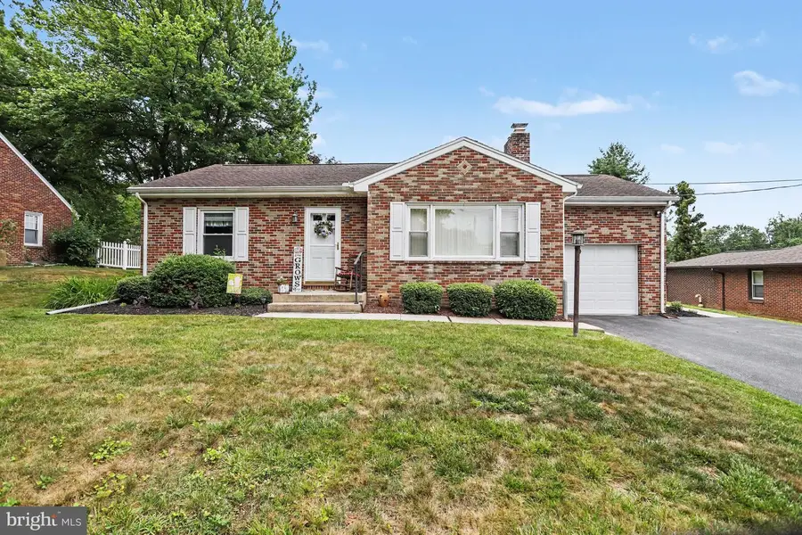 4062 Old Orchard Rd, York, PA 17402 - #2