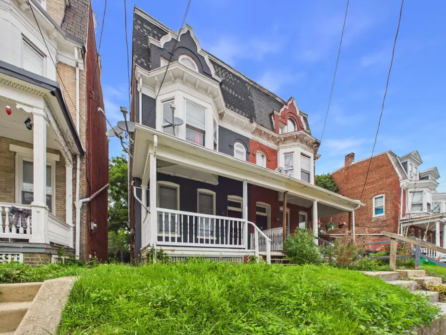719 W King St, York, PA 17401 - #2