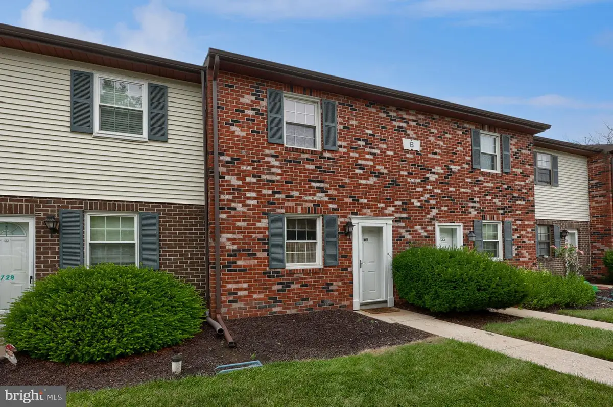 1731 Baron Dr, York, PA 17408 - #1