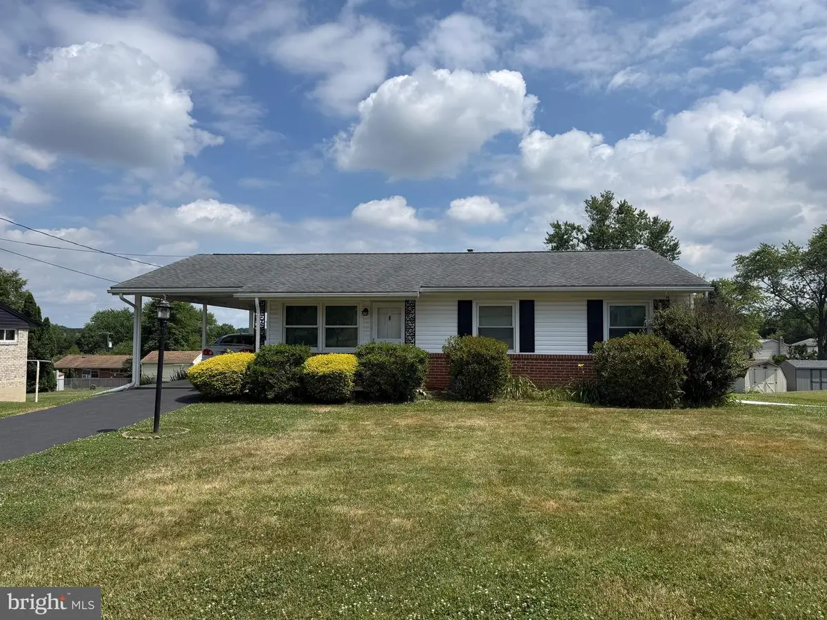 2574 Emig Mill Rd, Dover, PA 17315 - #1