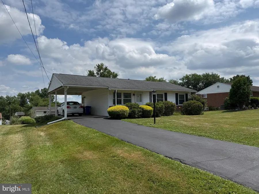 2574 Emig Mill Rd, Dover, PA 17315 - #2