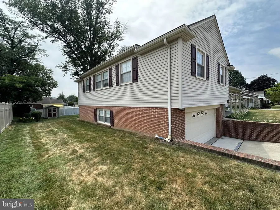 269 Mckinley Ave, Hanover, PA 17331 - #3