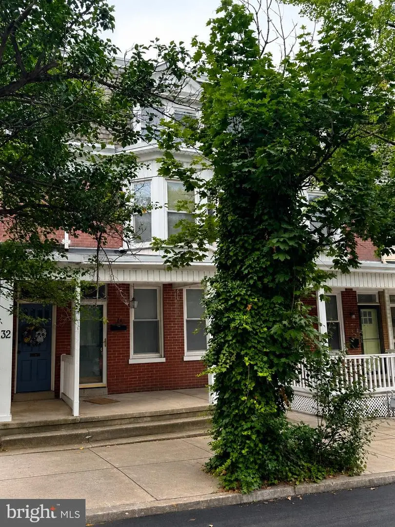 34 N Albemarle St, York, PA 17403 - #1