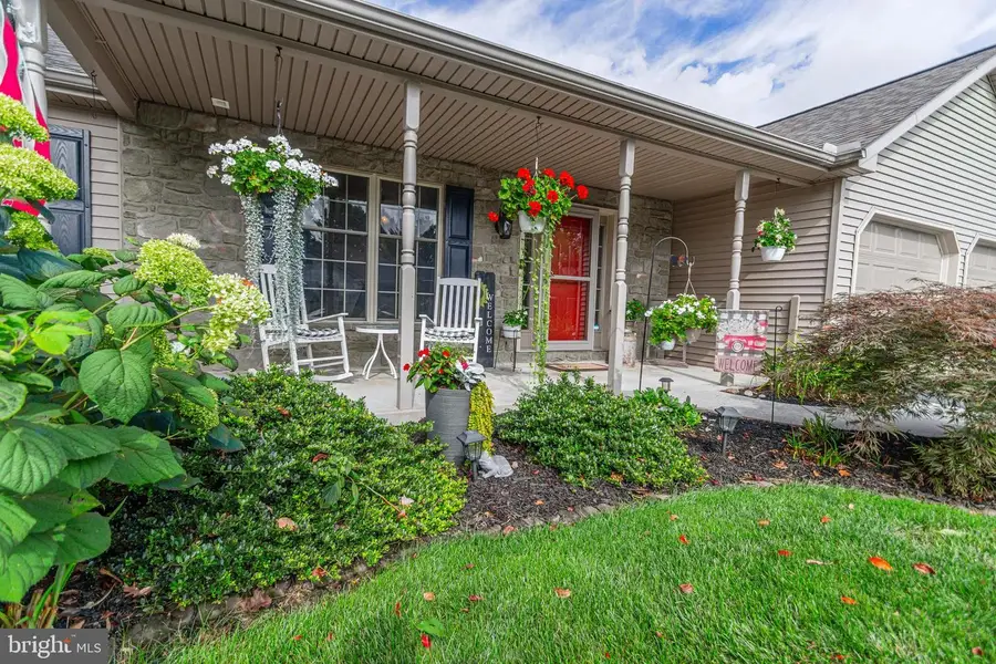 255 Hedgewick Ln, Wrightsville, PA 17368 - #3