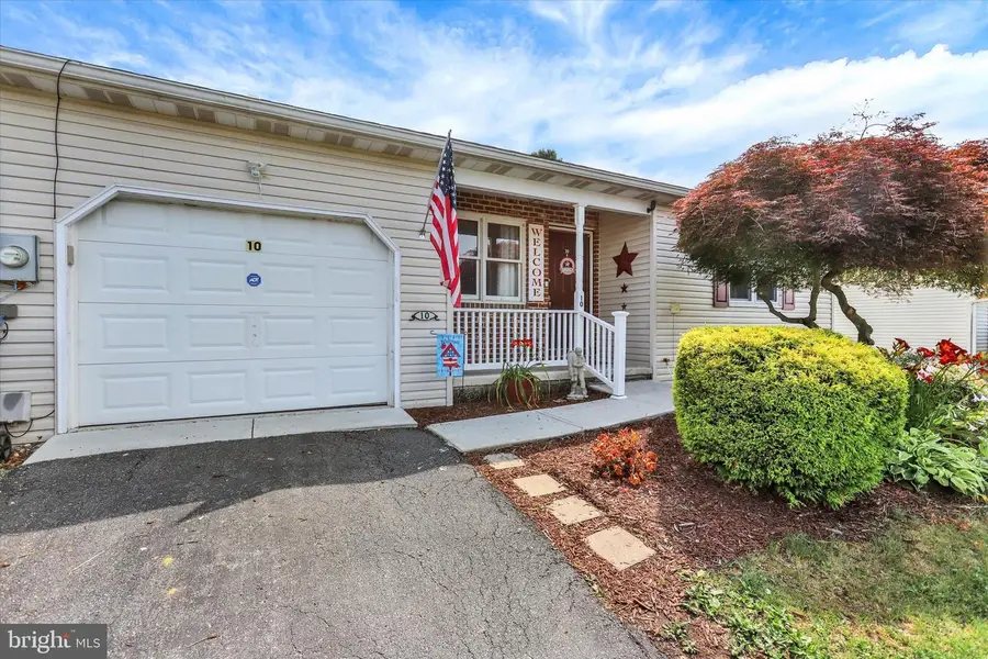 10 Furman Rd, Dillsburg, PA 17019 - #2