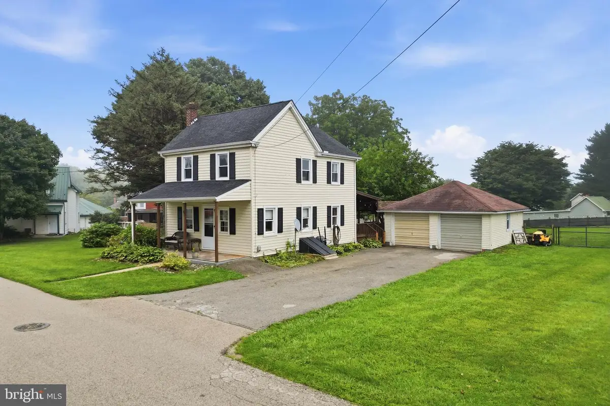 6 Church St, Stewartstown, PA 17363 - #1