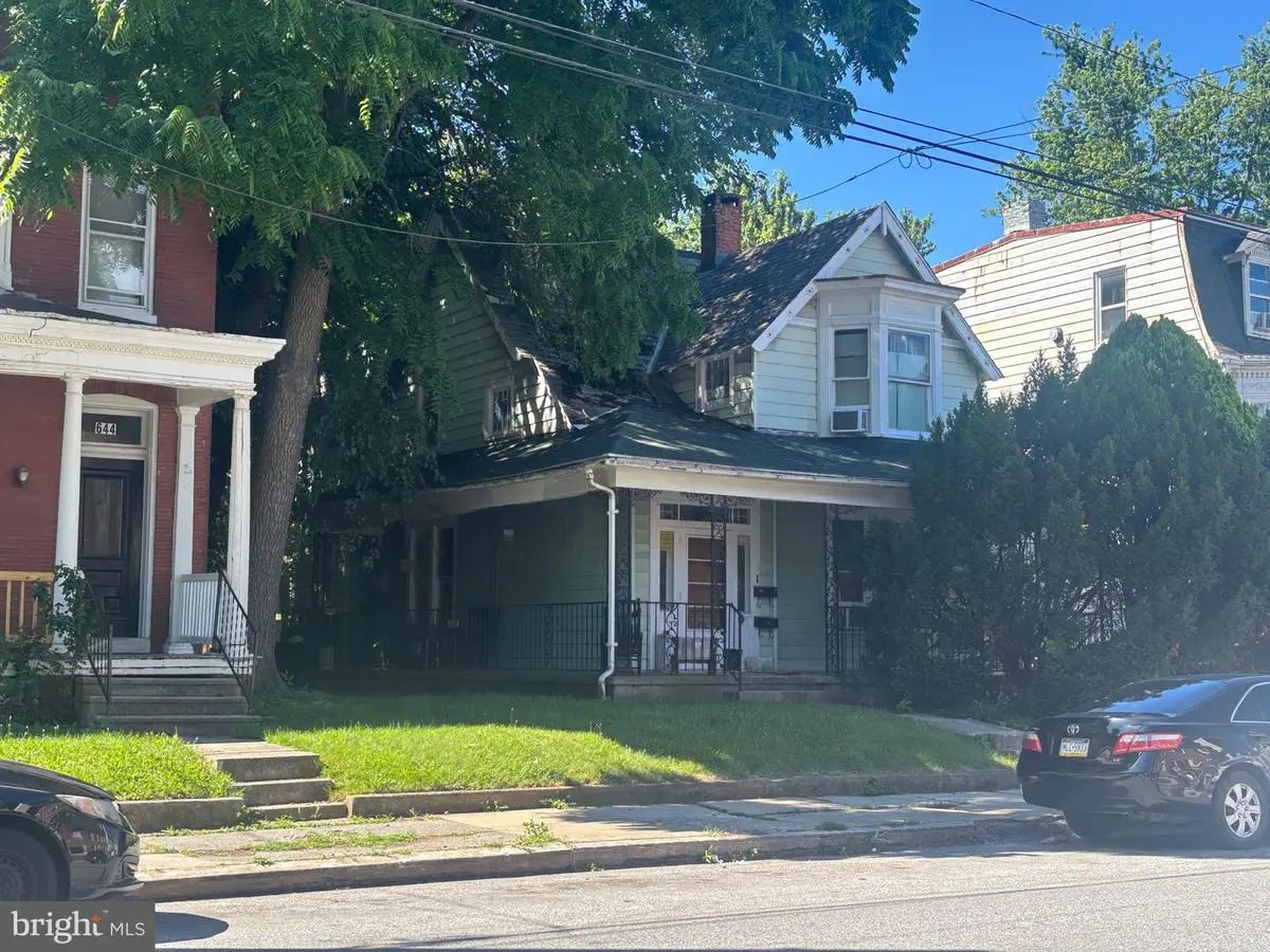 650 W Philadelphia St, York, PA 17401 - #1