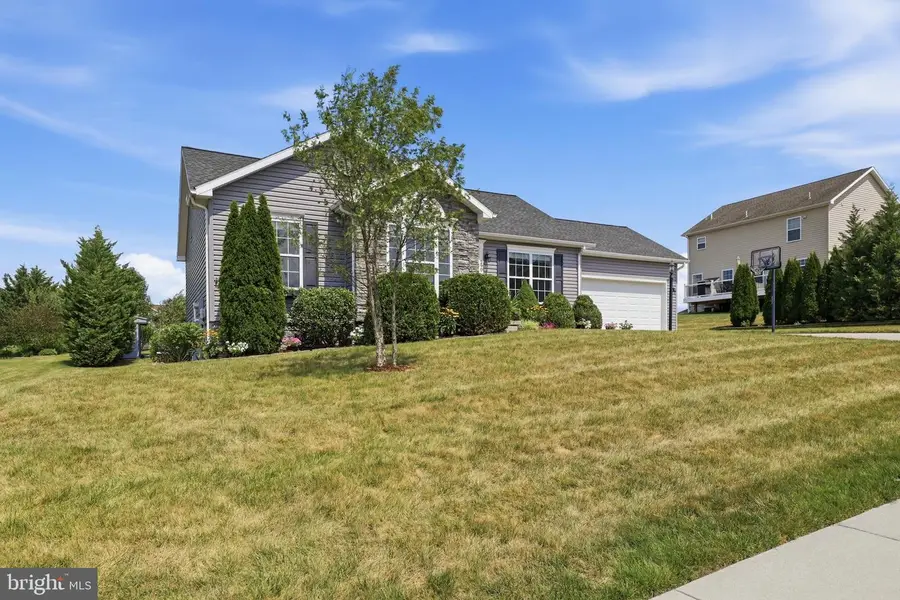290 N Alpine Dr, York, PA 17408 - #2