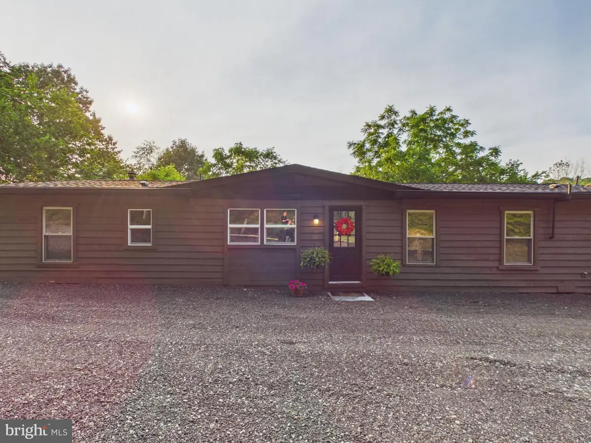 3997 Trone Rd, Glenville, PA 17329 - #1