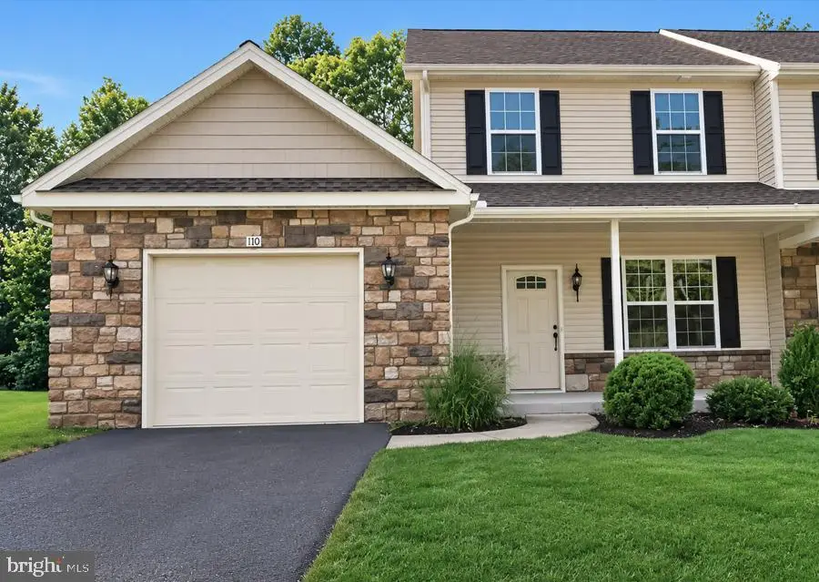 110 Scully Pl, Lewisberry, PA 17339 - #1