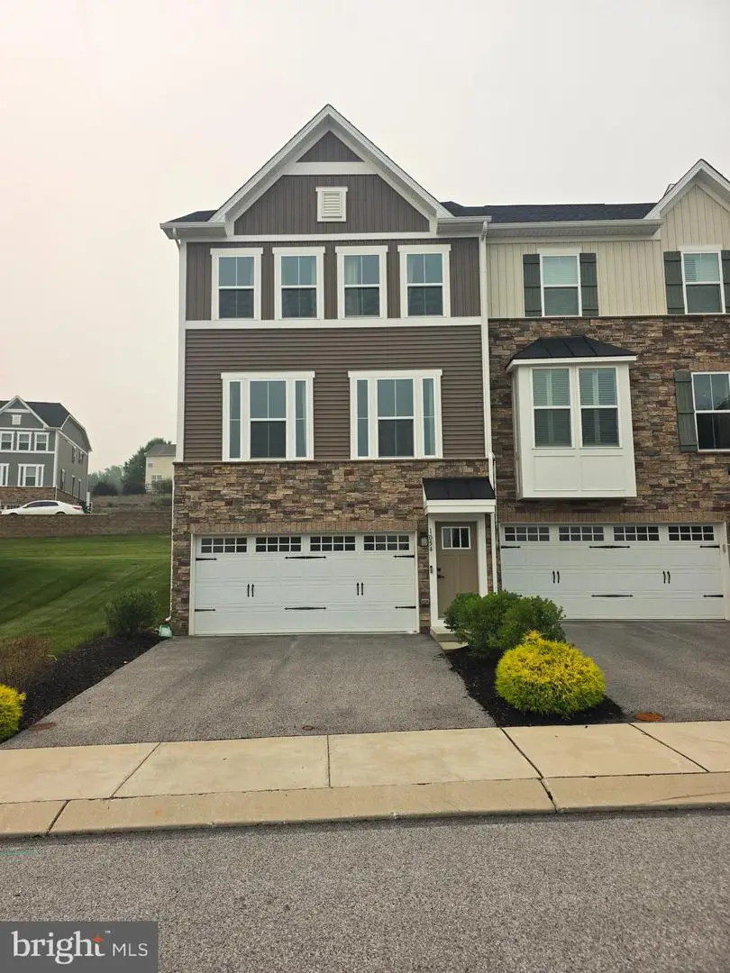 1054 Rosecroft Ln #24, York, PA 17403 - #1