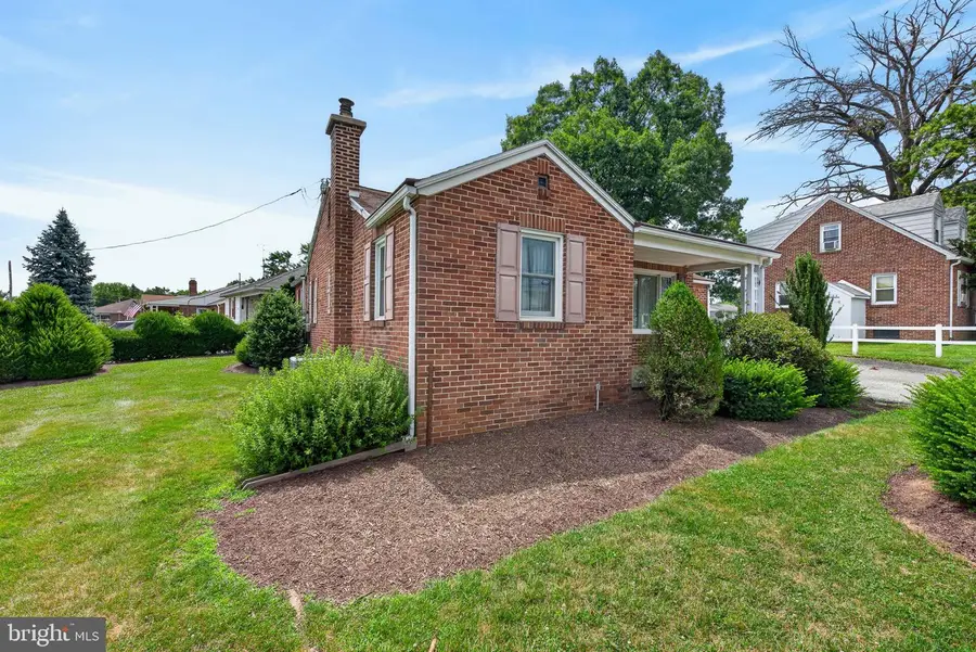 540 Manor Rd, Windsor, PA 17366 - #3