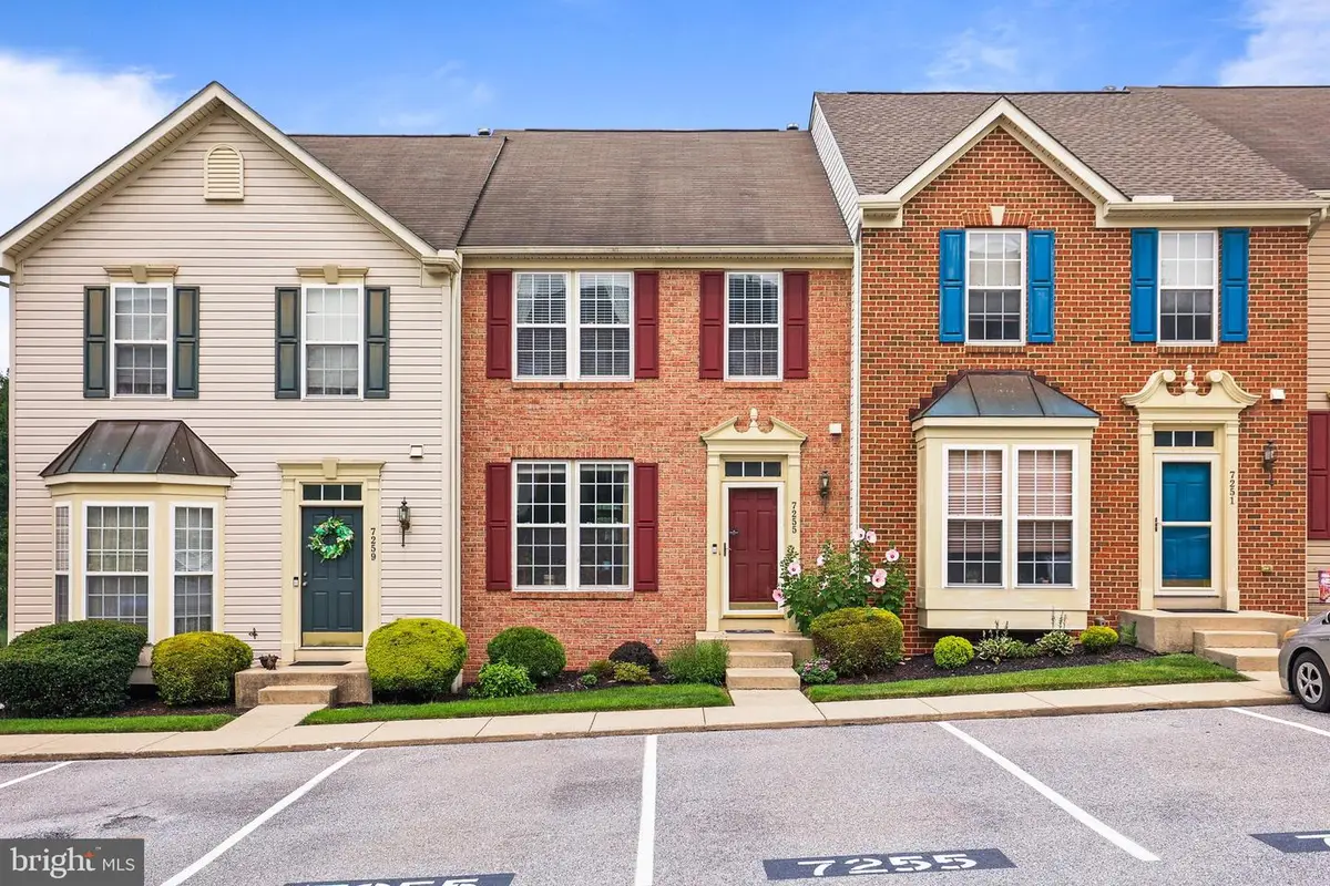 7255 N Sentinel Ln, York, PA 17403 - #1