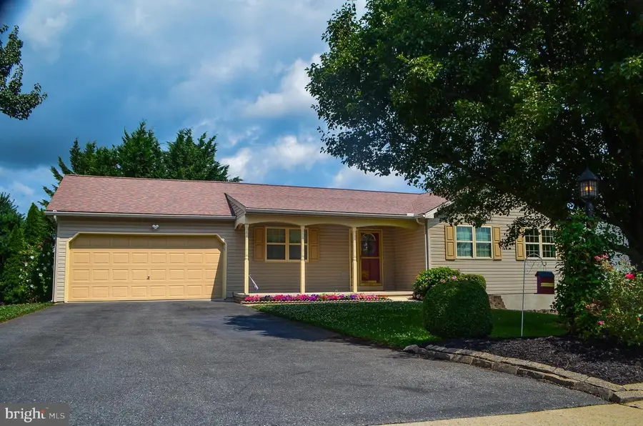 85 Chatham Ln, Red Lion, PA 17356 - #2