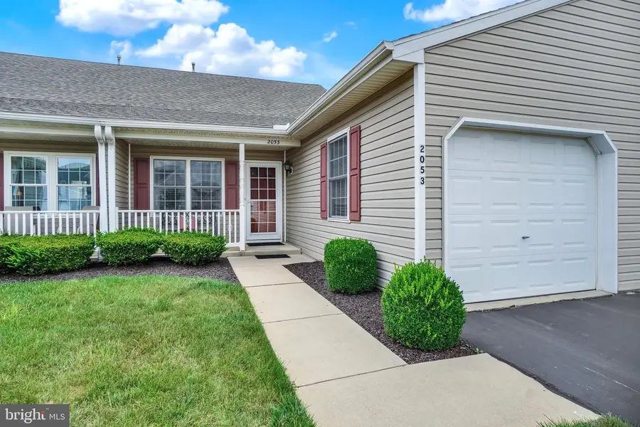 2053 Village Cir E, York, PA 17404 - #3