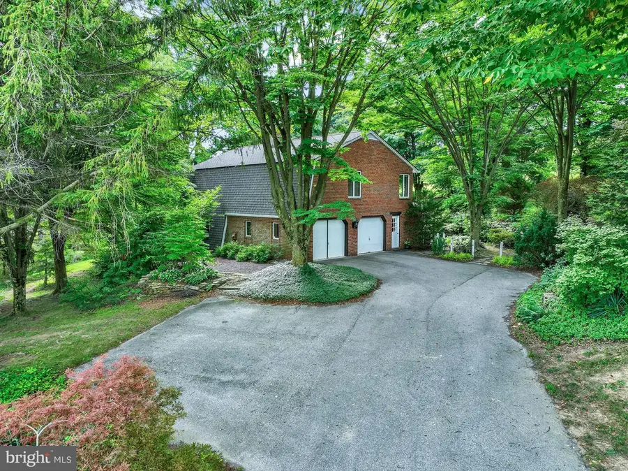 821 Smeltzer Rd, Seven Valleys, PA 17360 - #3