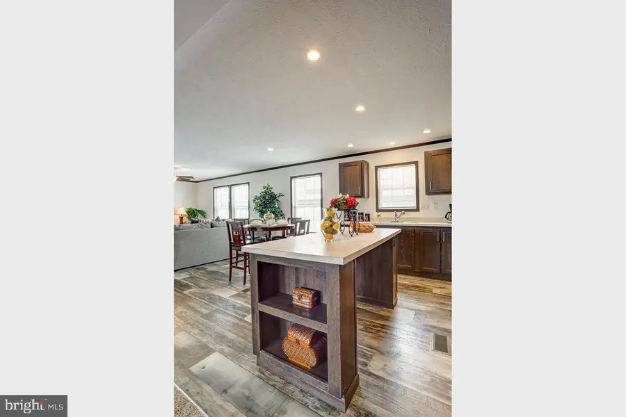 176 Omaha Ave, Dover, PA 17315 - #3