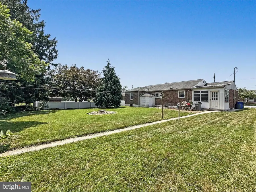 2789 Clear Springs Blvd, York, PA 17406 - #2